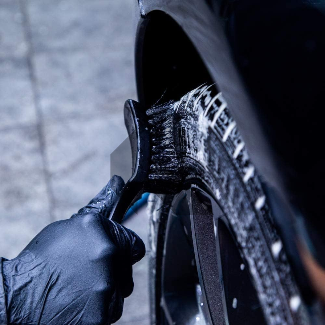 Stiff Bristles Tire Brush – Curved Design for Deep Wheel & Tire Cleaning