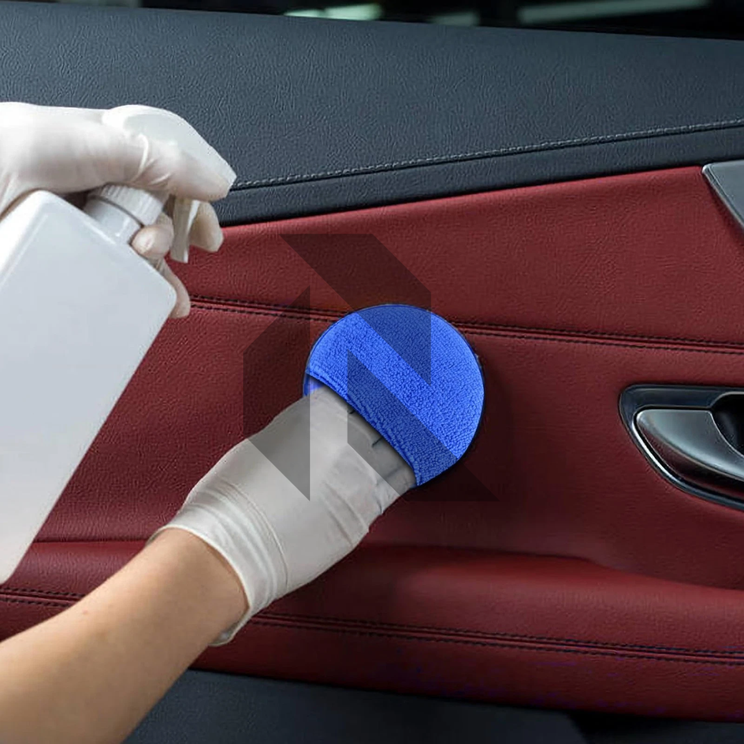 Soft Microfiber Wax Applicator Pad with Finger Pocket – Premium Car Polish & Wax Applicator